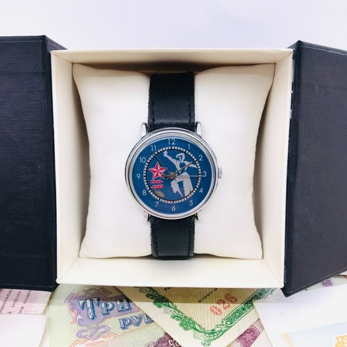 Rare montre raketa ans - montre,