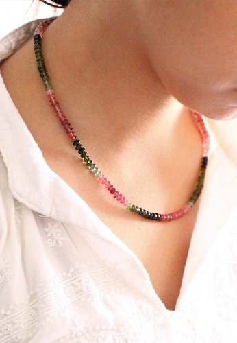 Colliers cou femme - cou,