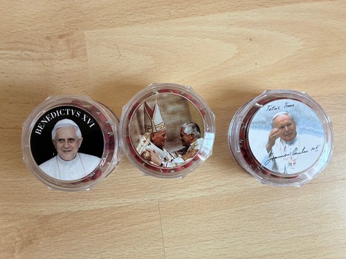 Lot chapelets souvenirs - de,