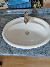 Vasque Villeroy-Bosch avec mitigeur, siphon et bonde