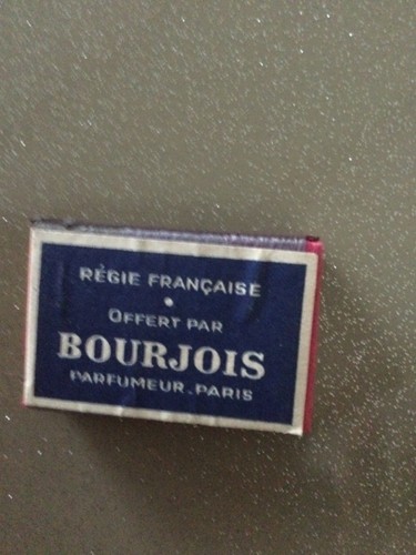 Boite alumettes bourjois - boite,