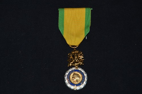 Medaille militaire suspension - medaille, militaire-suspension