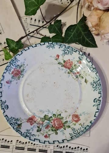 Ancienne petite assiette - ancienne,