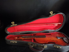 violon miniature décoratif  avec son archet dans son étui