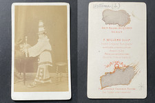 Willème, Sedan, Jeune garçon acteur ou clown costumé en pierrot, circa 1870 vint