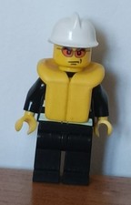 Figurine Lego CITY Ref : cty0085 - Pompier - Set : 7944