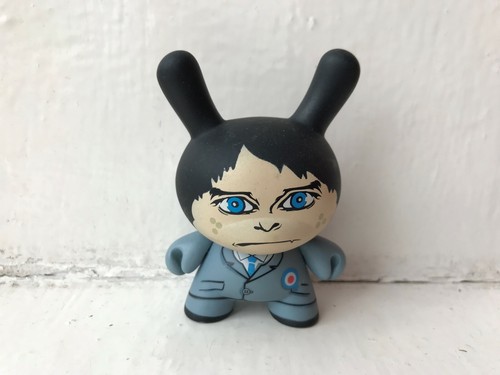 Kidrobot dunny ye olde - 3",