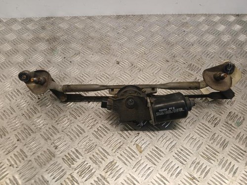 Moteur essuie glace avant