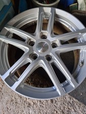 4 jantes alu pour Mercedes en 16 pouces