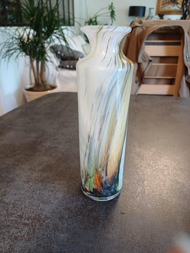 Vase verre soufflé signé - signé, g.
