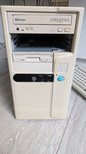 Baby tower 486 16mb - tower,