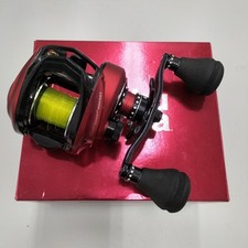 Moulinet AbuGarcia Baitcasting REVO BEAST ROCKET