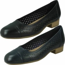 Femmes Clarks Juliet Cedar