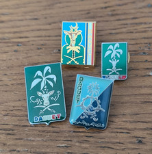 Insignes Lot 4 Pin's
