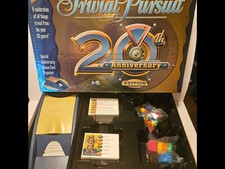 Vtg Trivial Pursuit Board Game