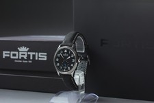 [ Boîte papier ] Montre pour