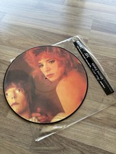 Mylène Farmer "AInsi soit je"