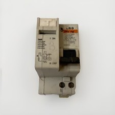 Disjoncteur Différentiel Multi 9 DPN Vigi U 5A No 6 20900 230V~ - état correct