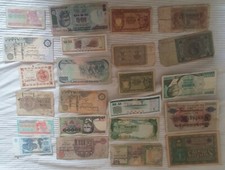 Collection de 27 billets étrangers incluant plusieurs pays / Aucun double