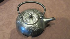 Jolie Théière Chinoise en
