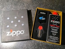 Briquet Cadillac Z16 + Coffret ZIPPO avec pierres et essence ?