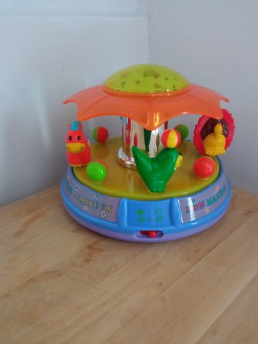 Manege lumineux musical - manege,