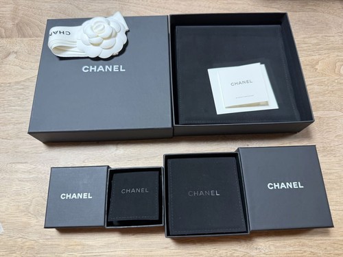 Lot boucles oreilles collier - lot,