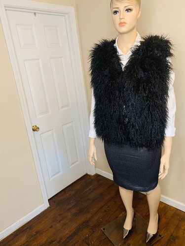 Furry vest jacket sleeveless - furry,