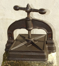 Belle ancienne presse de - presse,