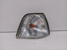 183271B feu avant droit pour