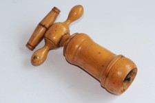 Ancien tire-bouchon Cloche