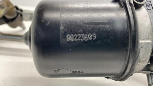 Moteur essuie glace avant