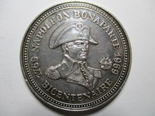 MEDAILLE ARGENT BICENTENAIRE DE LA NAISSANCE DE NAPOLEON 1er  AVEC BOITE