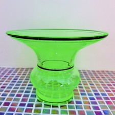 US Friendly - Vase uranifère