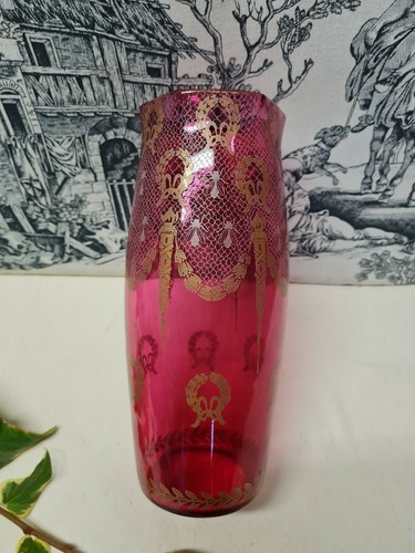 Ancien vase art - ancien, nouveau