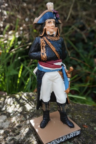 Re0494 figurine statuette - re0494,