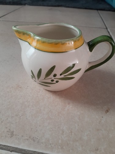Pot lait ouliveiro - a,