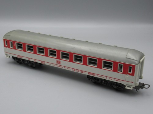 Wagon voyageur 1ère classe - voyageur,