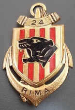 Insigne émail 24° RIMA Perpignan 1964 Régiment d'Infanterie de Marine ORIGINAL