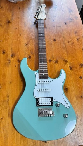Guitare électrique yamaha - guitare,