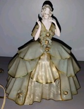 Ancienne Lampe Demi Figurine