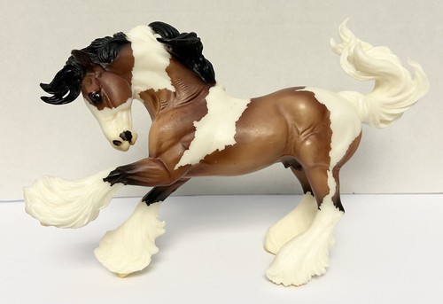 Breyer gypsy vanner pinto - gypsy,
