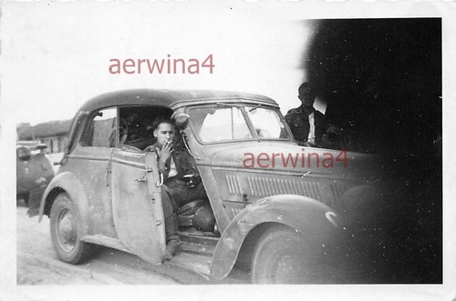 Soldat dans voiture - dans,