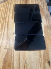 Lot 4 Téléphones qui Ne S’allument Plus iPhone 11 Galaxy Z Flip4  P30 12t