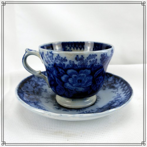 Ravissante tasse faïence - en,