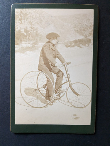 Photo tricycle autour de - d'un,