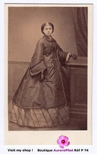 JEUNE FEMME SECOND EMPIRE EN LONGUE ROBE & MANTEAU, CDV DELINTRAZ à PARIS -P74