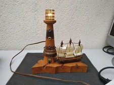 Lampe veilleuse vintage avec phare et bateau