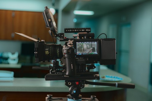 Red epic dragon camera - red,