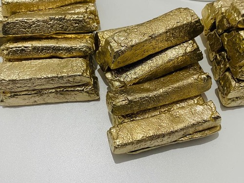 700 grams scrap gold bar - 700,